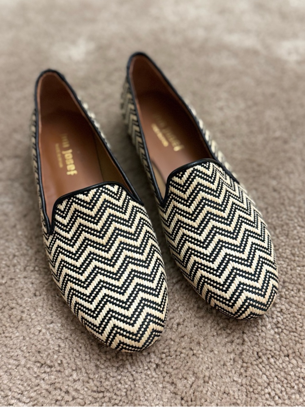 Jon Josef Gatsby Woven Raffia Flat Loafers Black/Natural Chevron Size 6 M